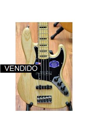 Fender American Deluxe Jazz Bass V Fender American Deluxe Jazz Bass V